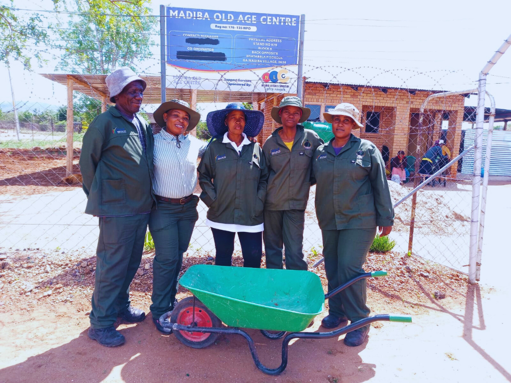 Donation to Old Age at GA-Madiba