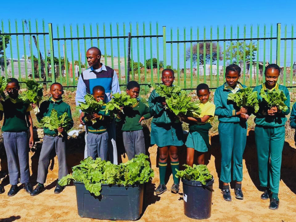 Maokeng Primary School Vegetable Donation